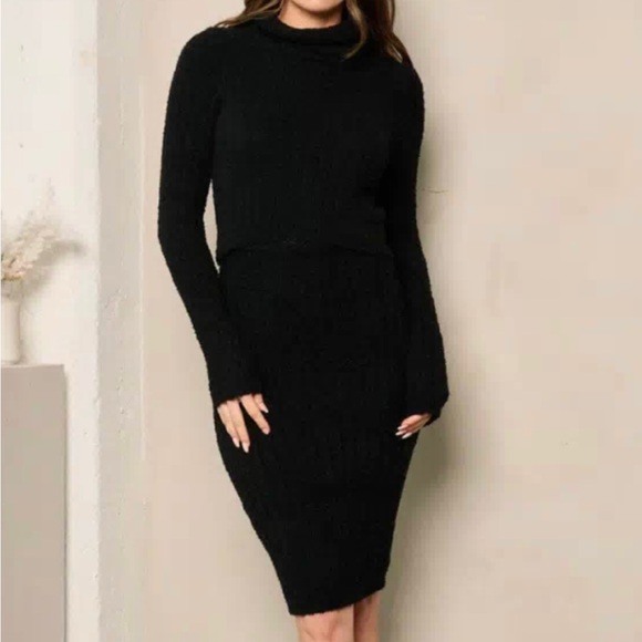 2 piece skirt & top knit set - Picture 4 of 4